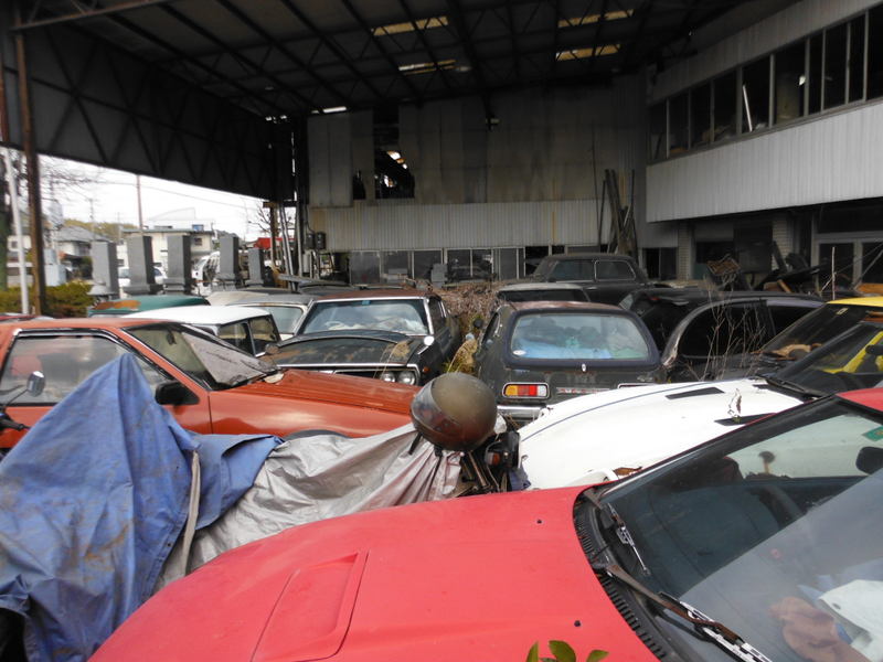 Illustration for article titled When Car Collecting Becomes Destructive